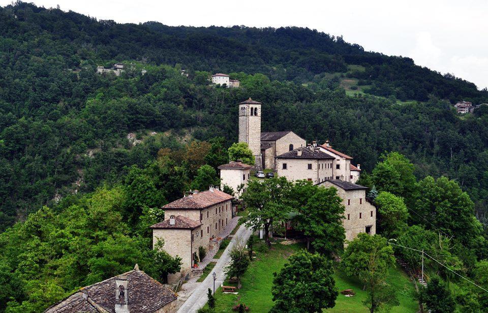 Ostello Podesteria Di Gombola Polinago Exterior photo